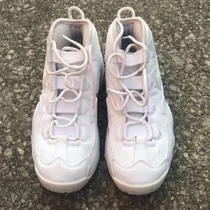 Nike Up Tempo (Shoes)